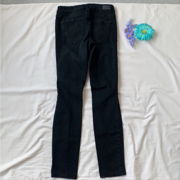 Garage black skinny denim, distressing to thigh/knee, size 3, 8”rise, 30” inseam - Picture 5 of 7